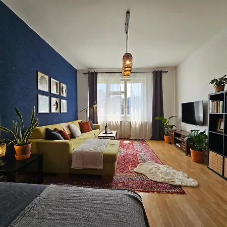 Stone Square Apartment