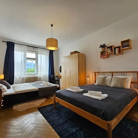 Apartmán Stone Square
